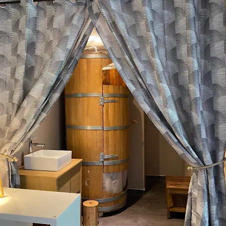 Holiday home Et Yourte Le Tucaou Avec Bains Nordiques *