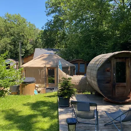 Et Yourte Le Tucaou Avec Bains Nordiques *